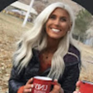 Meet your Posher, Addy